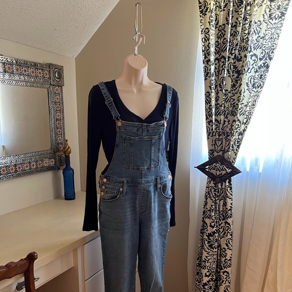 Universal Threads OVERALLS - Picture 6 of 10